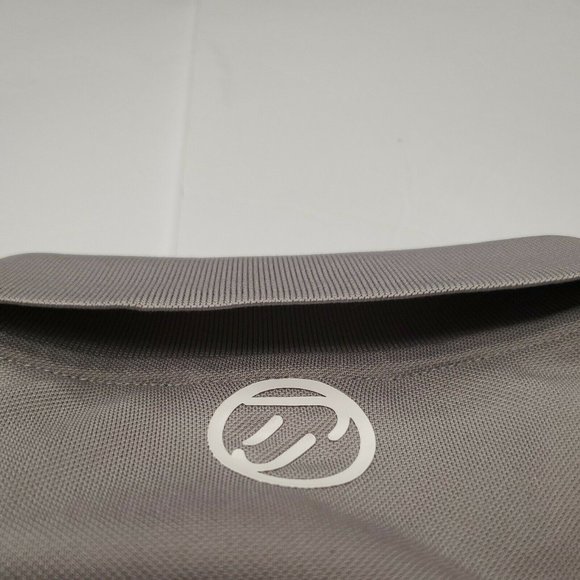 Gray Men's 100% Polyester Short Sleeve Polo Golf Shirt Large Excellent Condition - Picture 9 of 9